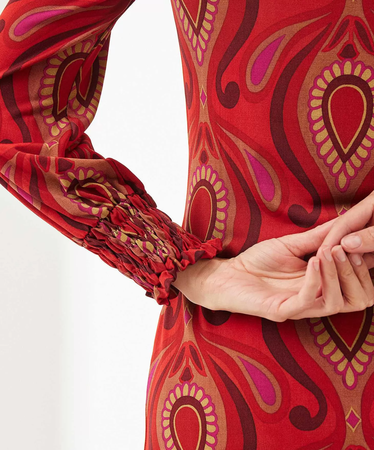 ana_alcazar_jurk_vhals_slinky_paisley_2.webp Ana Alcazar Jurk V-Hals Slinky Paisley Hot