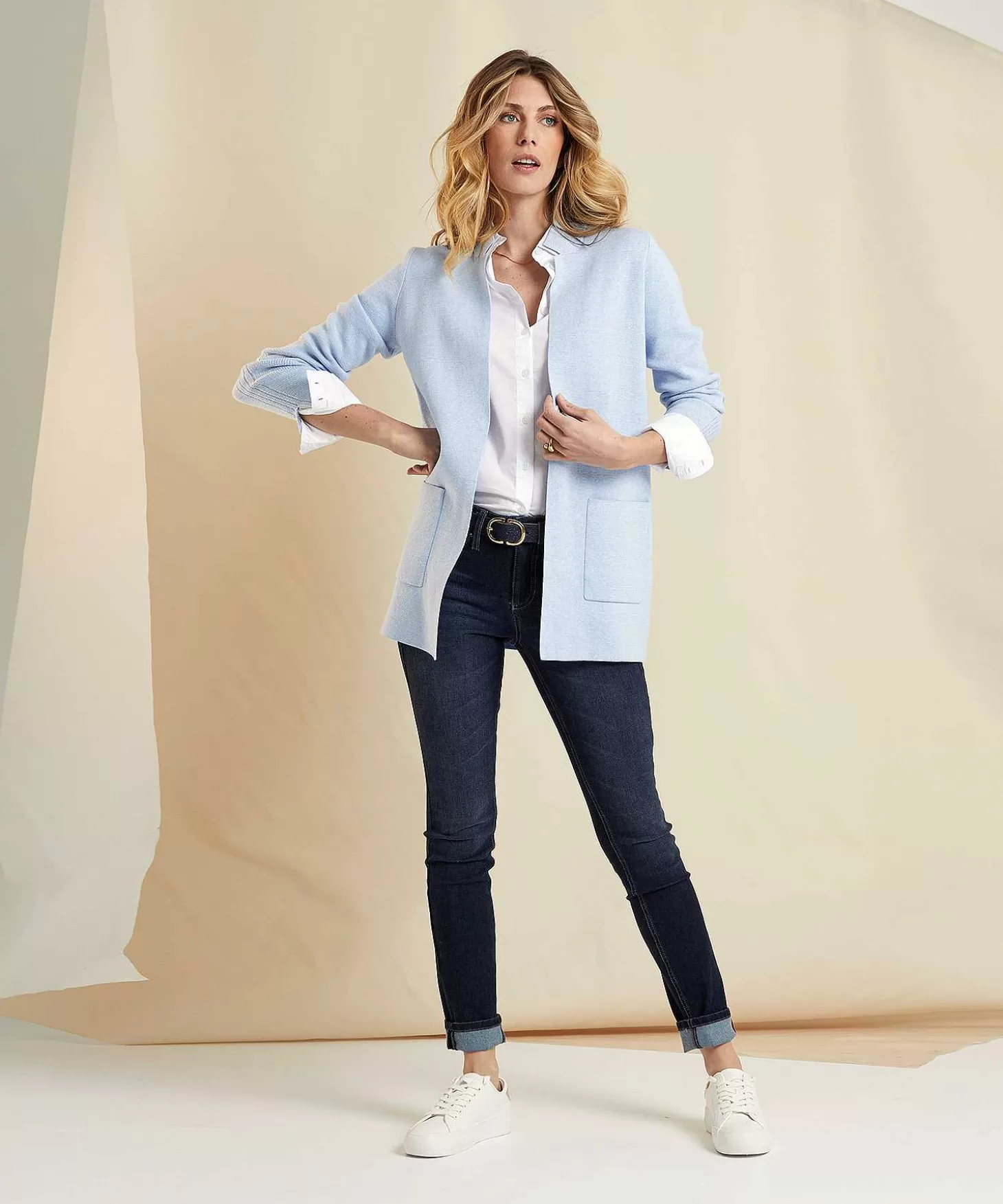 blazervest_halflang_puntaknit_4.webp * Blazervest Halflang Puntaknit Outlet