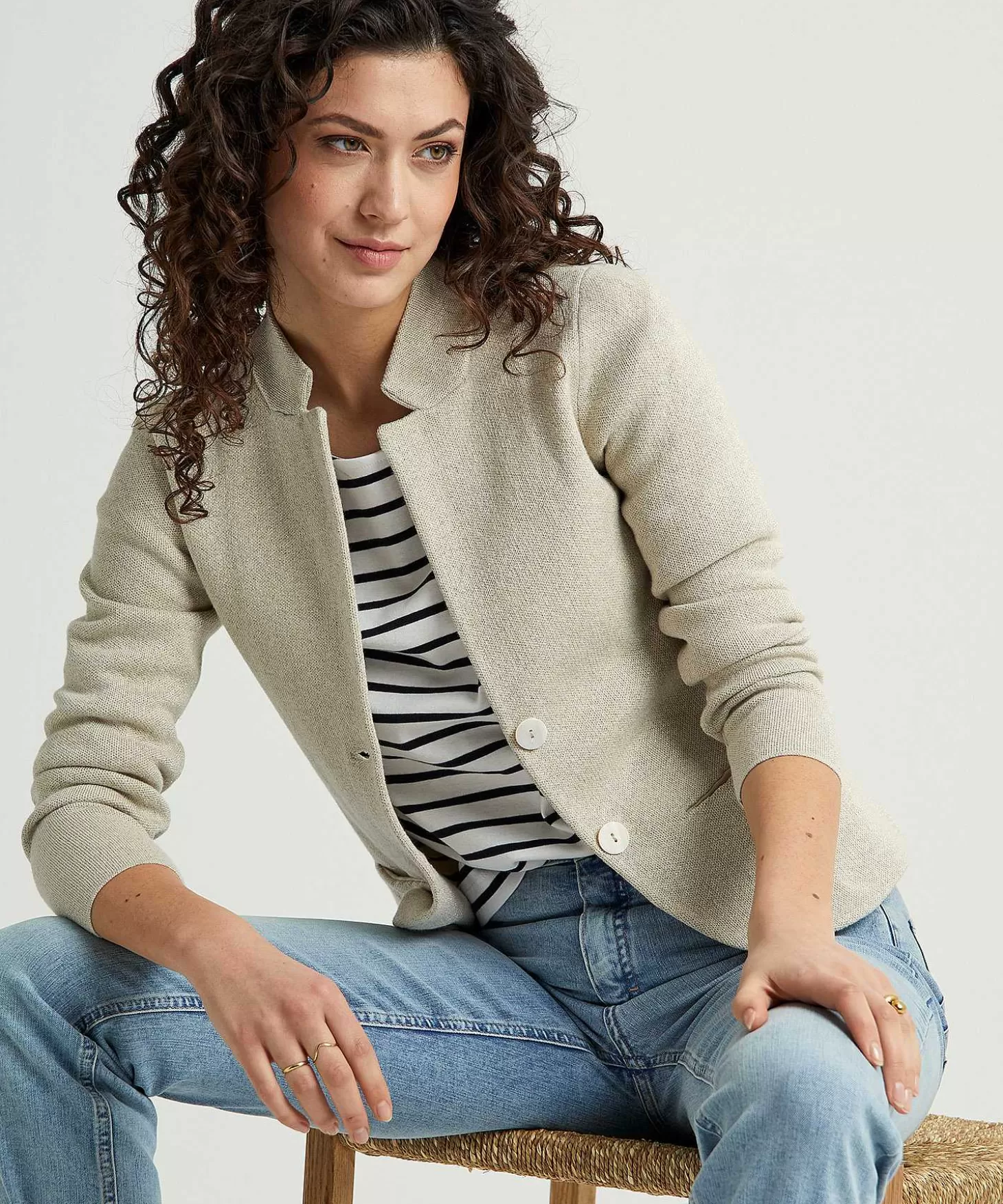 blazervest_knit_1-2.webp * Blazervest Knit Online