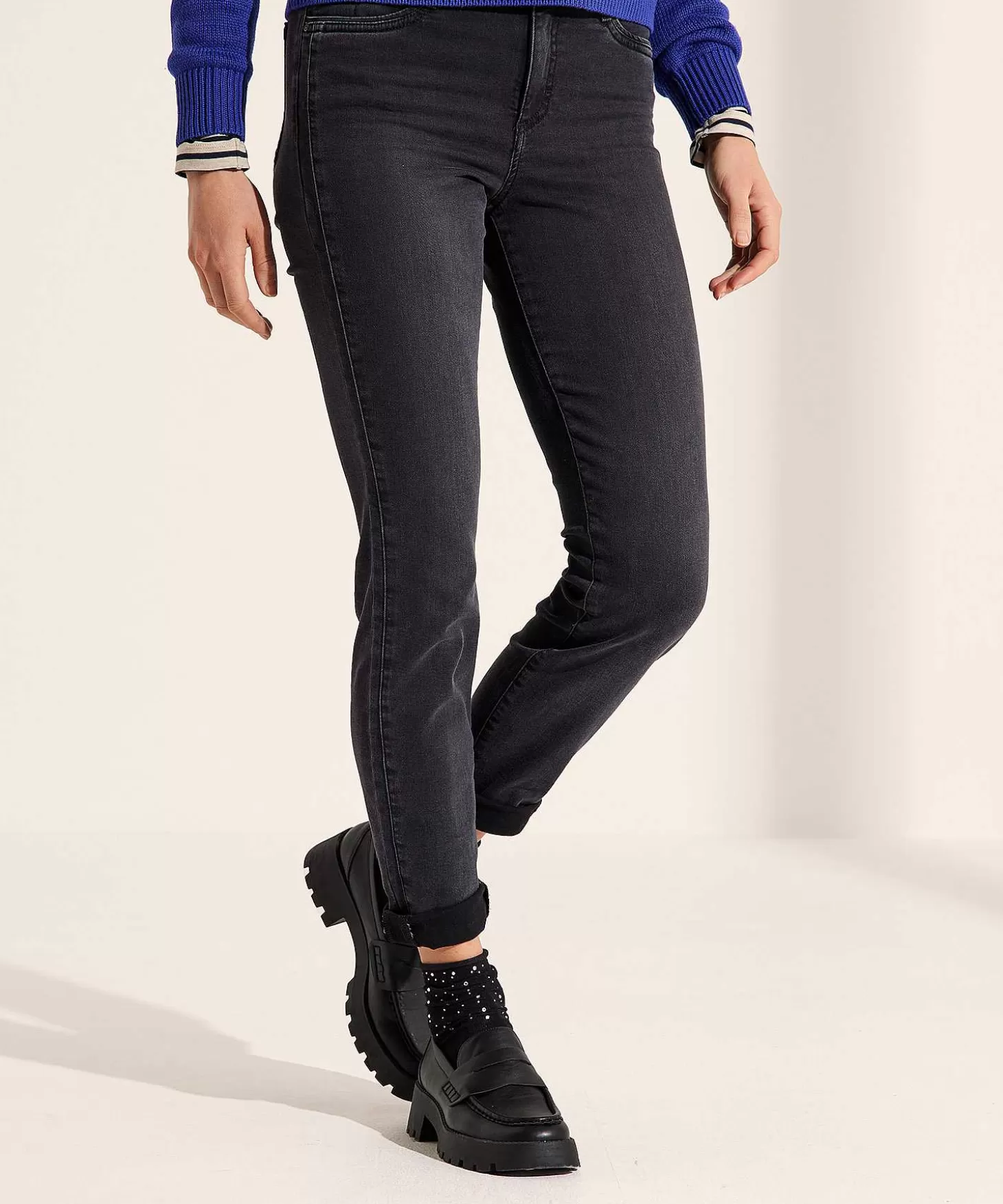 brax_jeans_met_double_sideseam_shakira_1-1.webp Brax Jeans Met Double Sideseam Shakira Sale