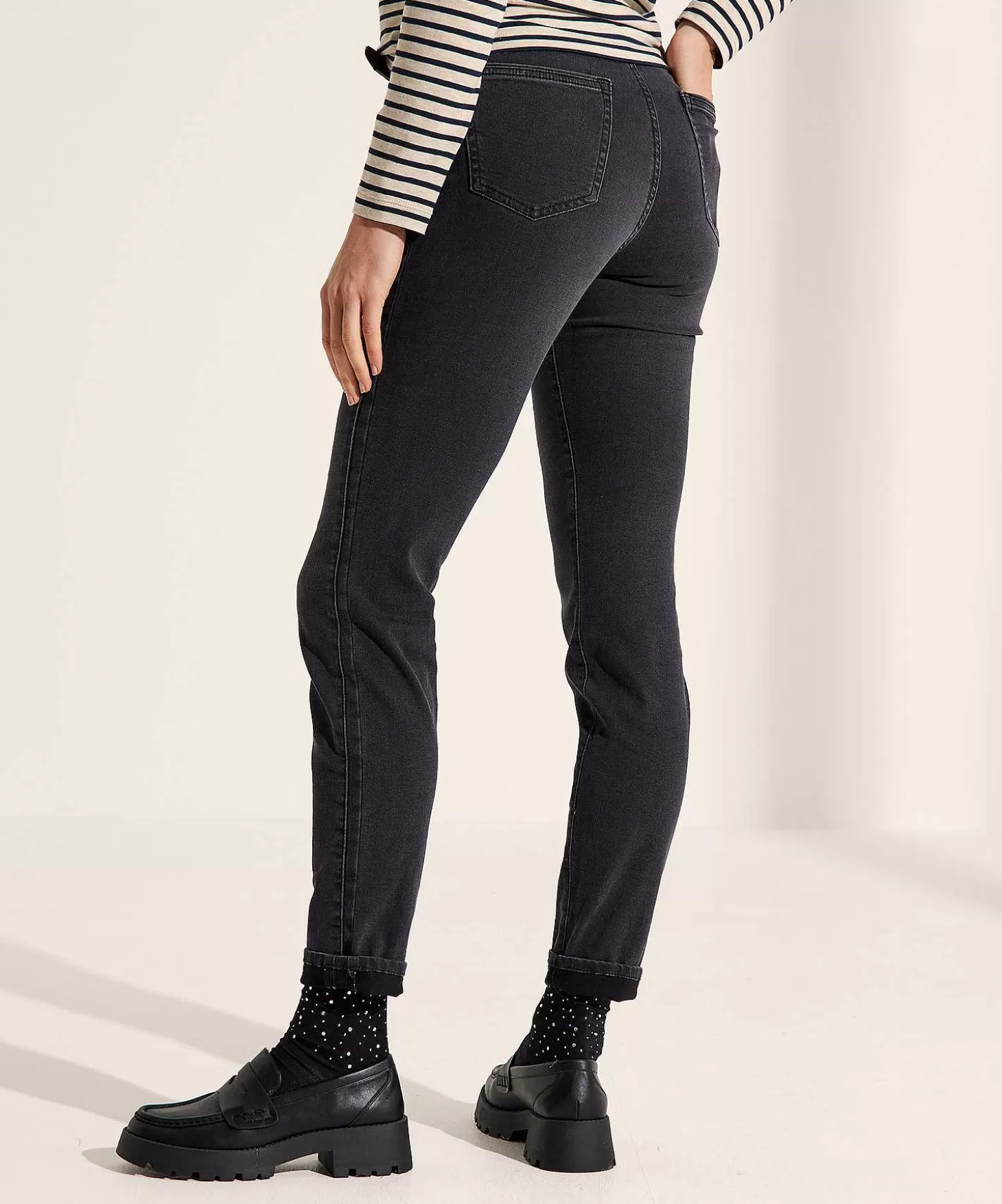brax_jeans_met_double_sideseam_shakira_3-1.webp Brax Jeans Met Double Sideseam Shakira Sale