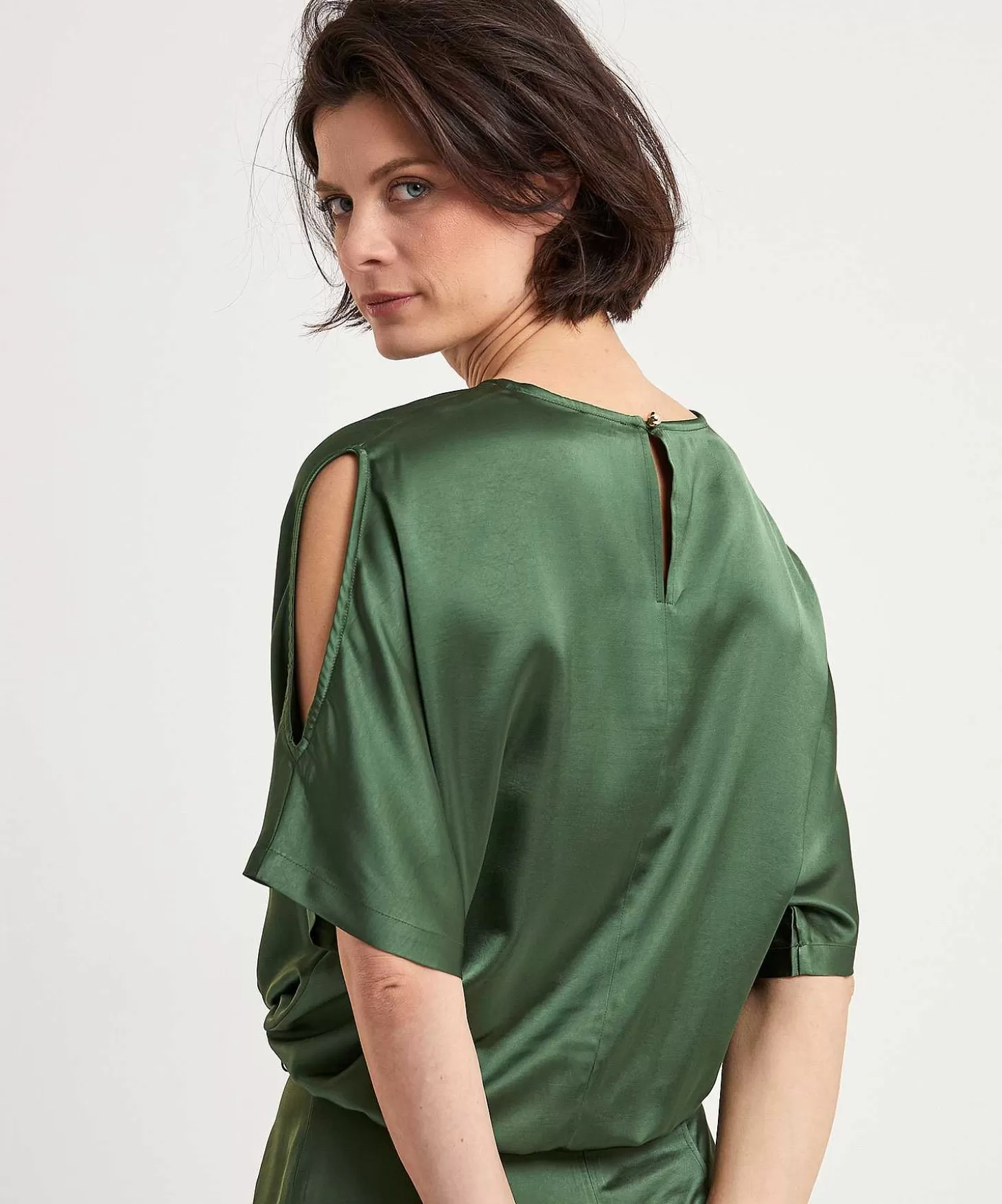 caroline_biss_silky_top_open_schouder_3.webp Caroline Biss Silky Top Open Schouder New