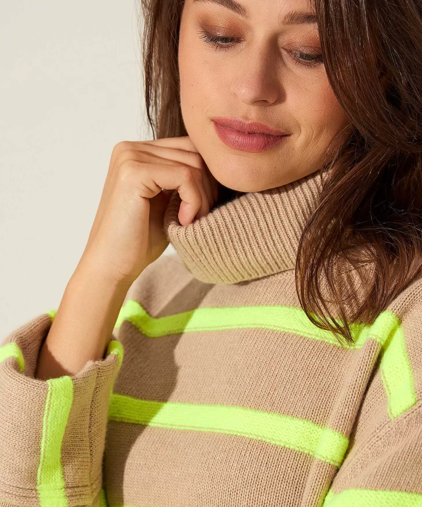 due_amanti_oversized_trui_wolmix_liana_2.webp Due Amanti Oversized Trui Wolmix Liana Fashion