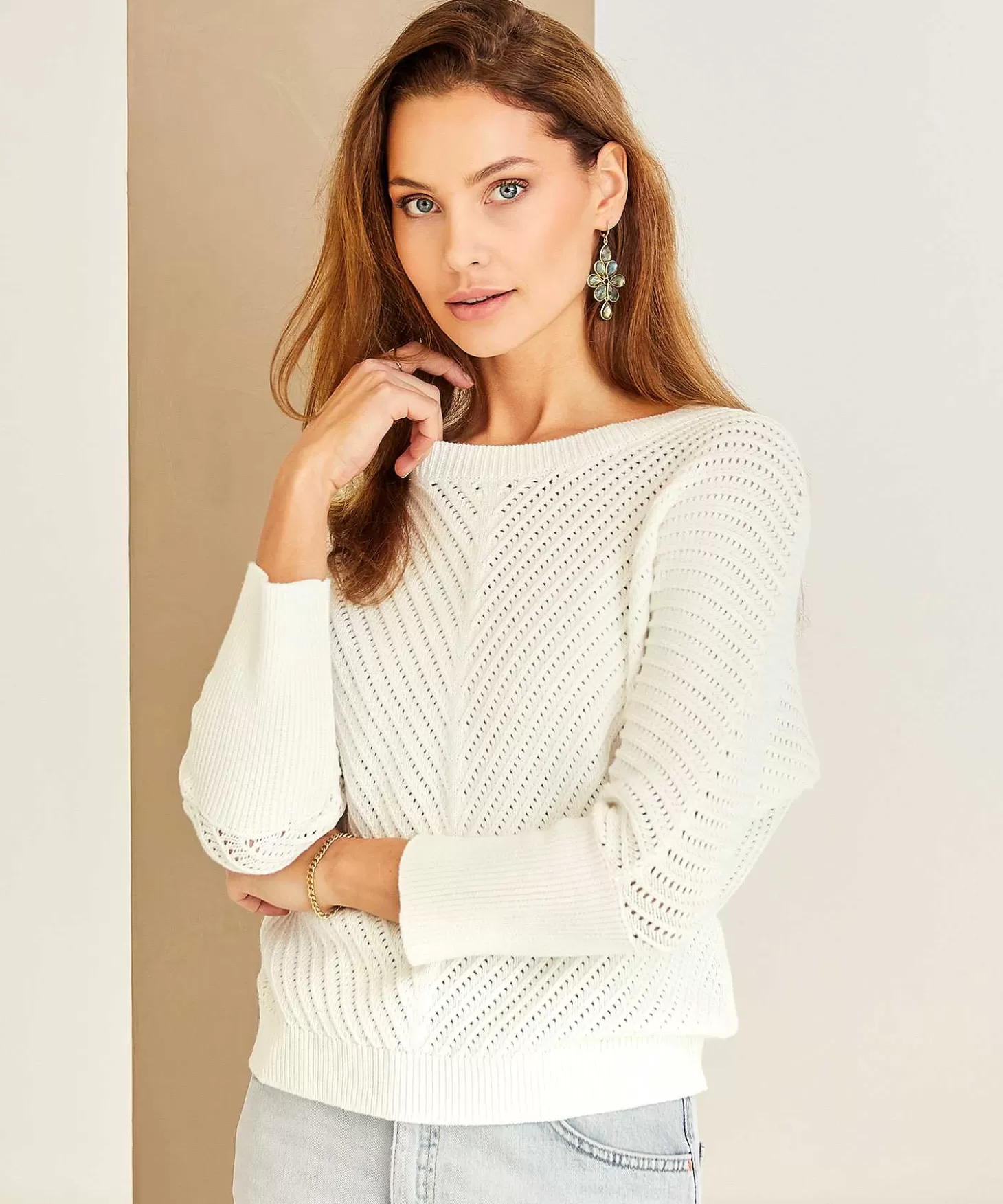 emotions_truitje_ajour_vleermuismouw_1.webp Emotions Truitje Ajour Vleermuismouw Best