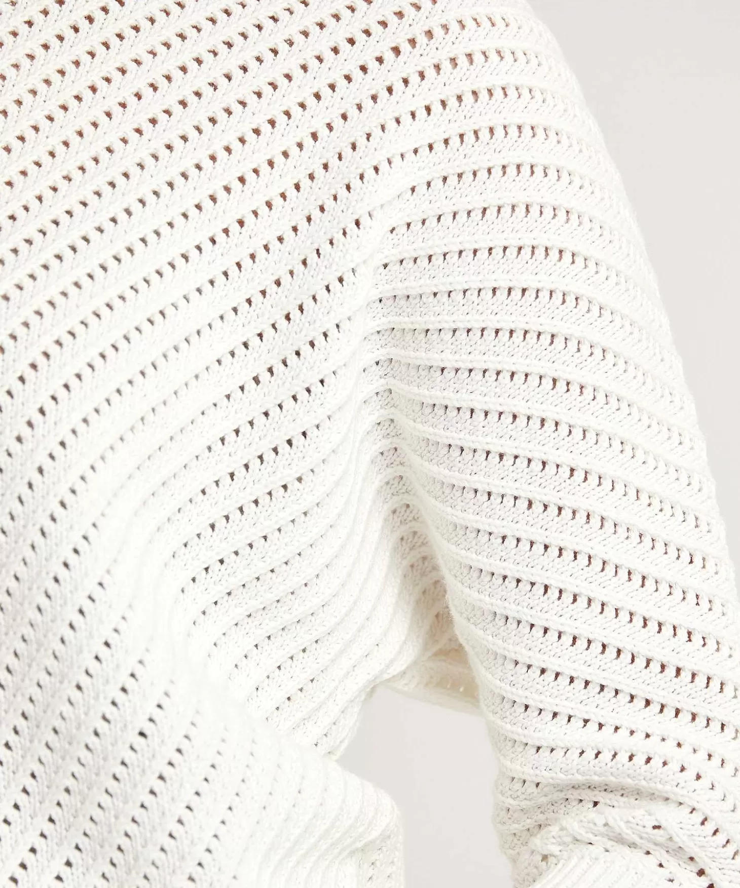 emotions_truitje_ajour_vleermuismouw_2.webp Emotions Truitje Ajour Vleermuismouw Best