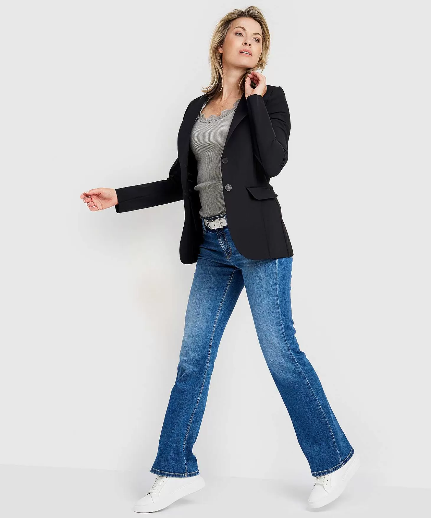 japan_tky_travelstof_blazer_lang_yuu_4-1.webp Japan TKY Travelstof Blazer Lang Yuu Clearance