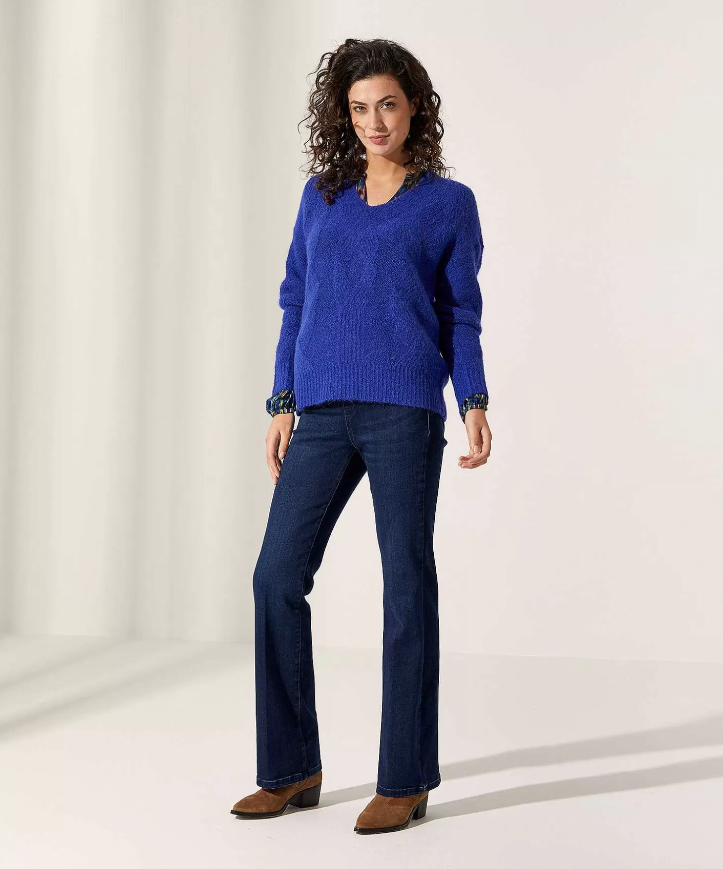 kyra_blouse_transparant_streepmotief_danee_4.webp KYRA Blouse Transparant Streepmotief Danee New