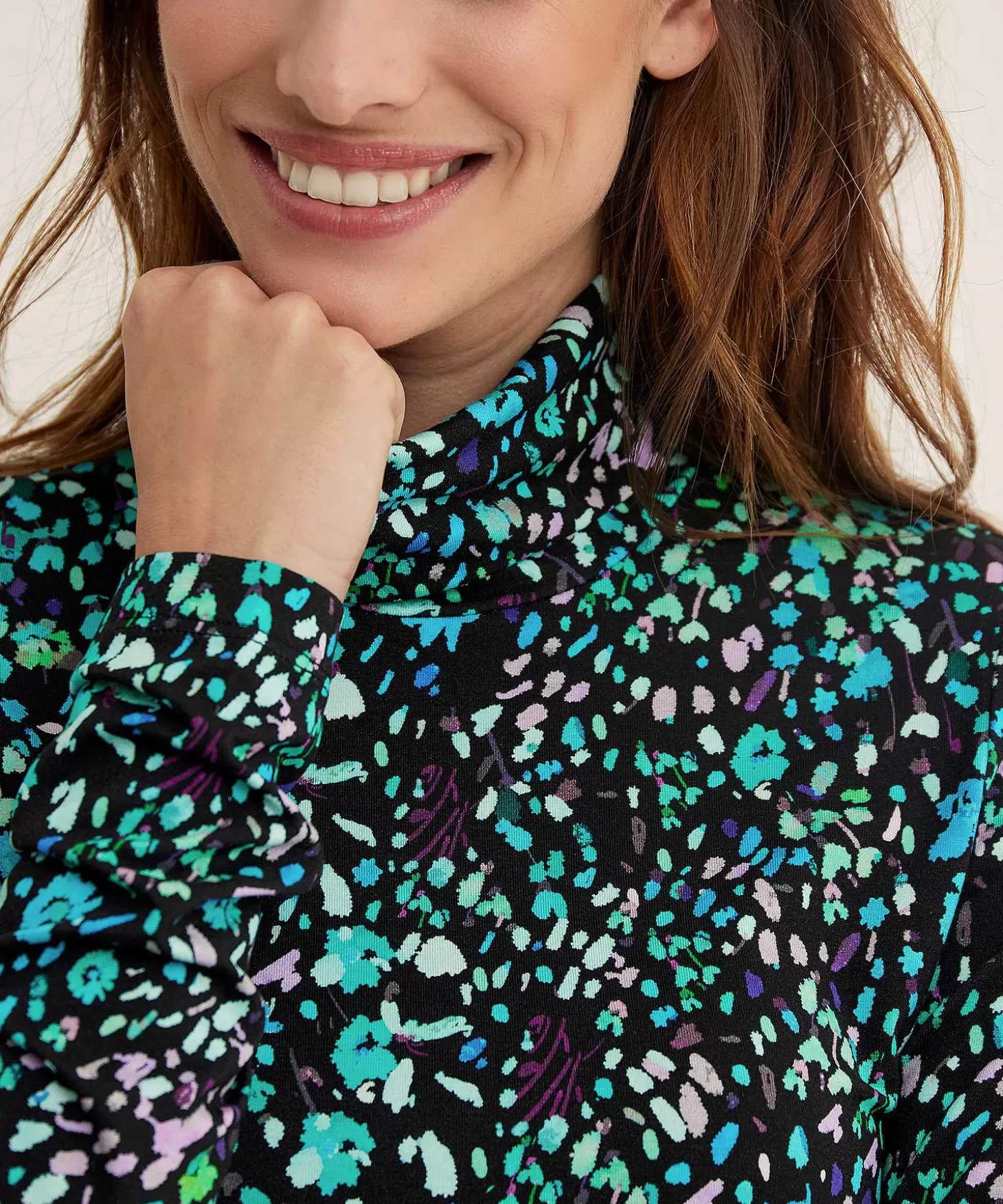 kyra_colshirt_flower_justa_2.webp KYRA Colshirt Flower Justa Store