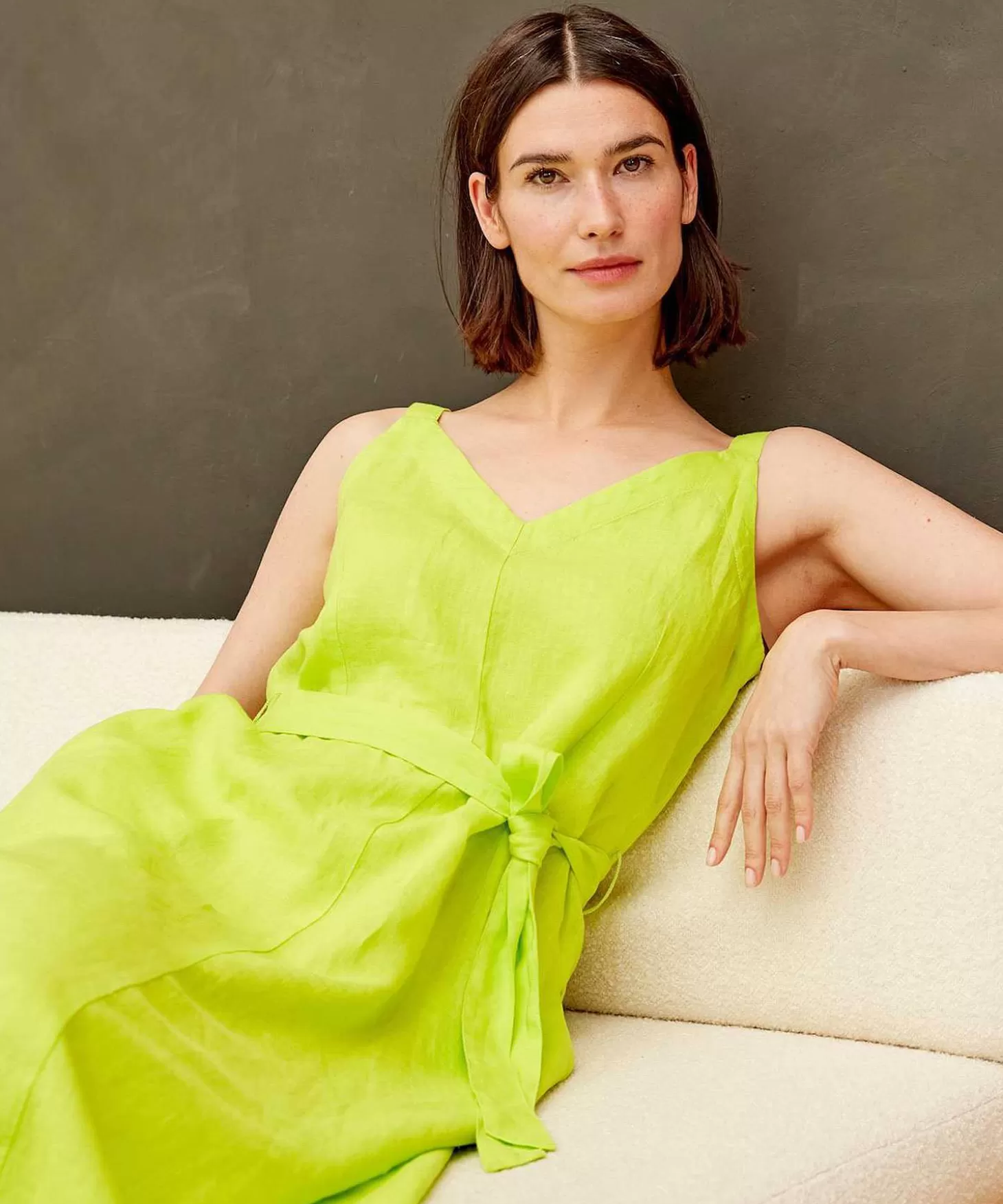 kyra_linnen_jurk_spaghettibandjes_lennie_1.webp KYRA Linnen Jurk Spaghettibandjes Lennie Discount