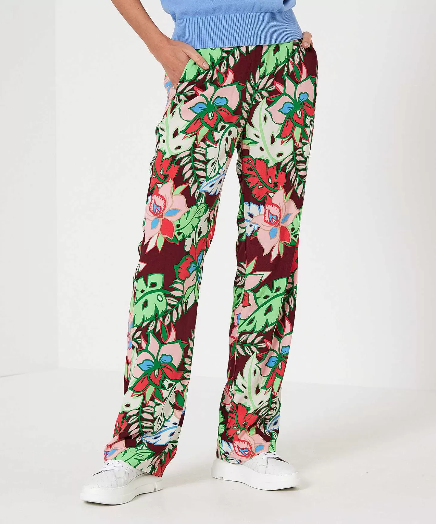 kyra_palazzo_broek_tropical_flower_maisa_1.webp KYRA Palazzo Broek Tropical Flower Maisa Fashion
