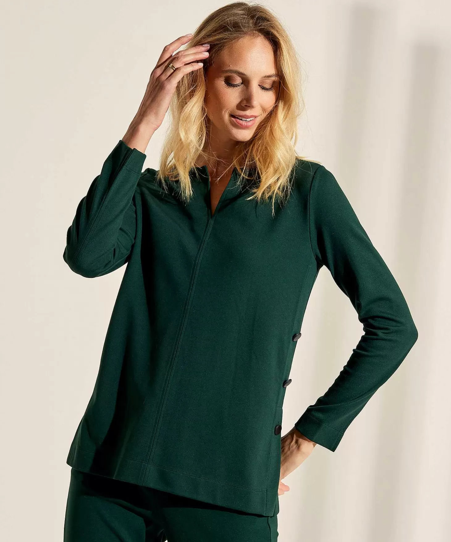 kyra_shirt_sierknopen_claude_1-1.webp KYRA Shirt Sierknopen Claude Hot