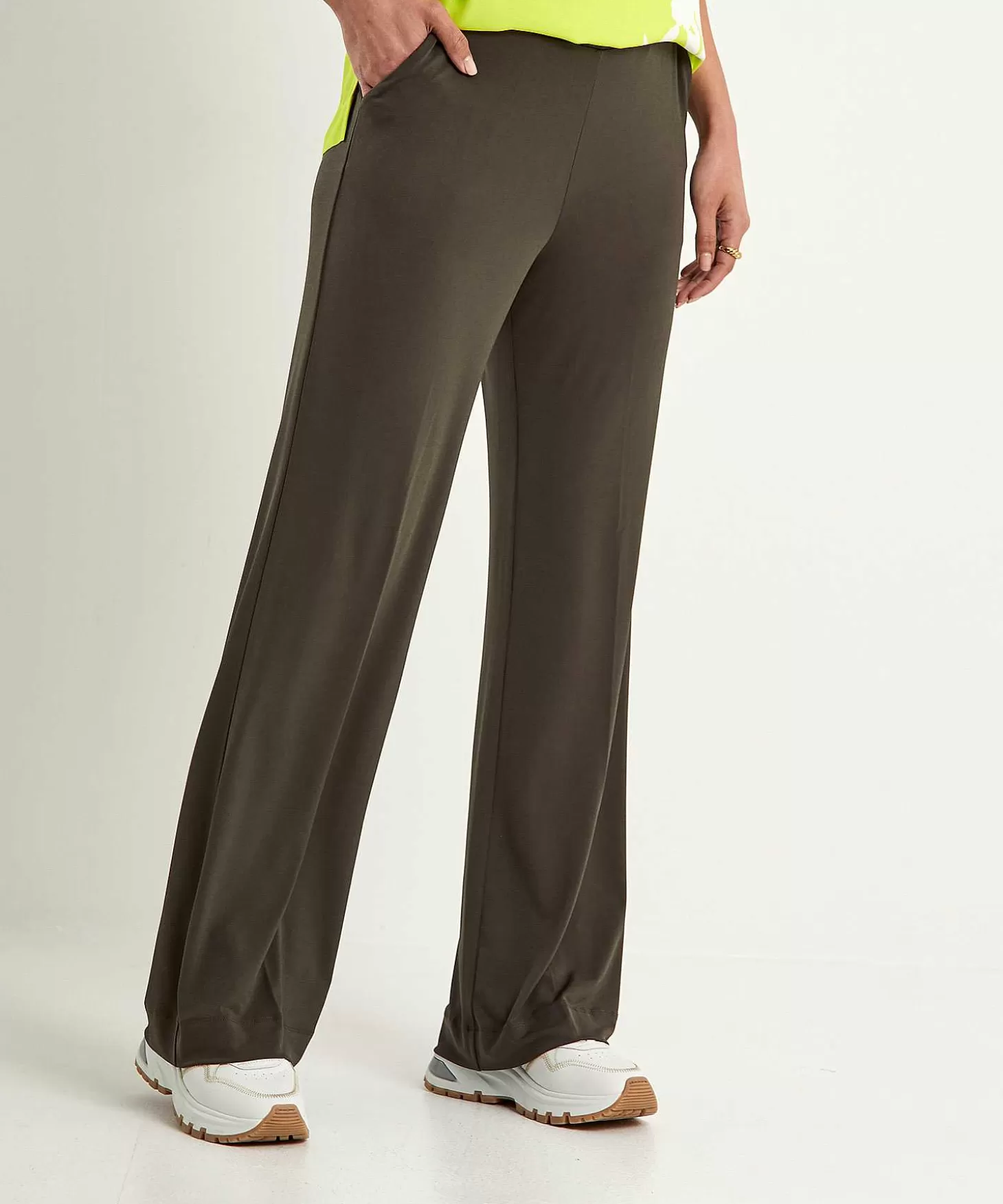 kyra_slinky_wide_leg_broek_petra_1-1.webp KYRA Slinky Wide Leg Broek Petra Discount