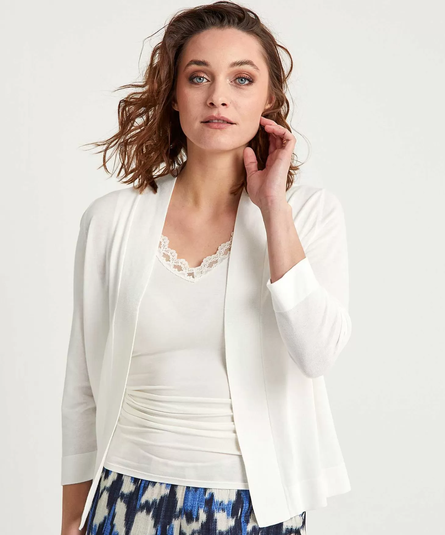 kyra_vestje_34e_mouw_aaf_1.webp KYRA Vestje 3/4E Mouw Aaf Clearance