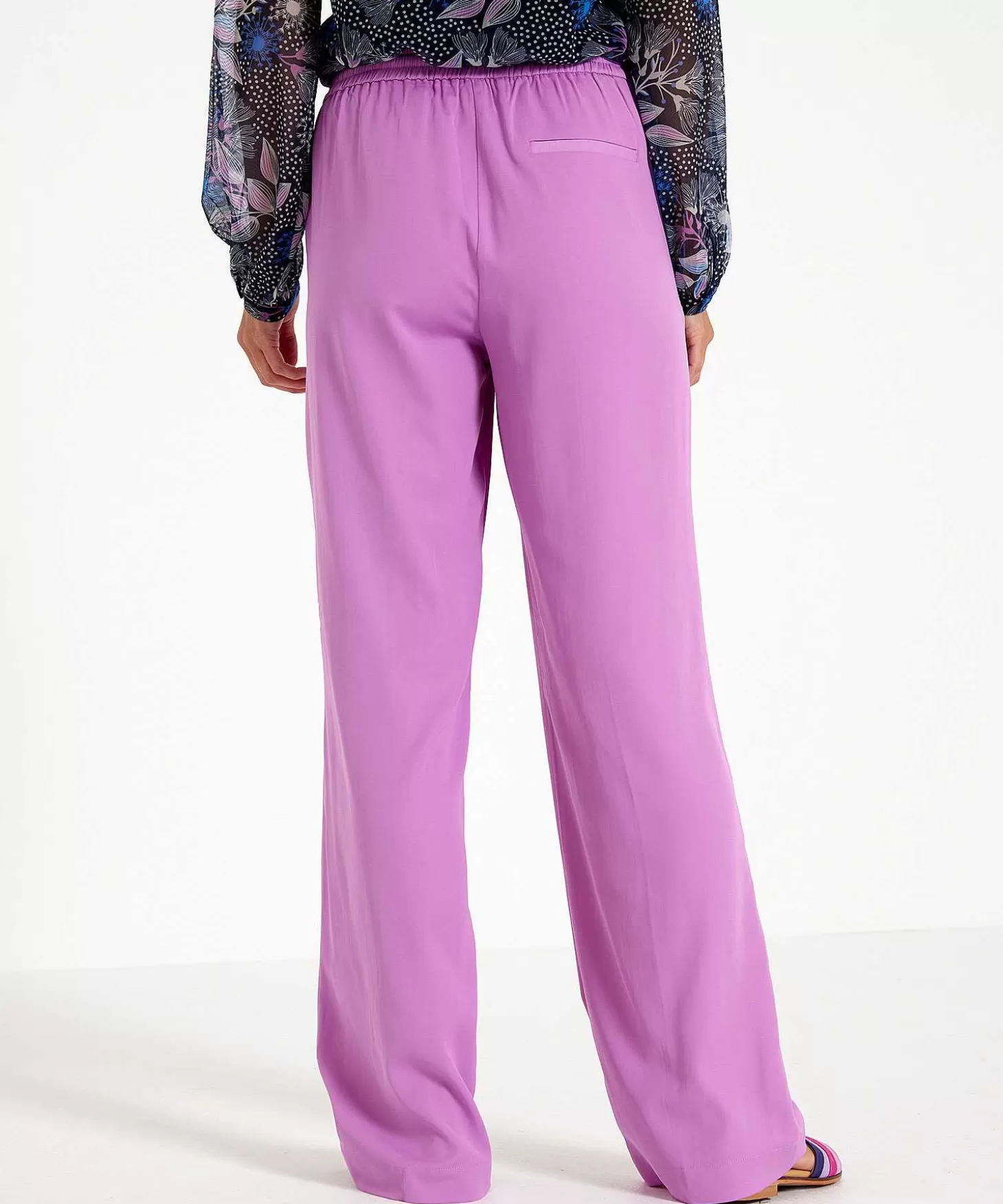 kyra_wide_leg_broek_ines_3-1.webp KYRA Wide Leg Broek Ines Cheap