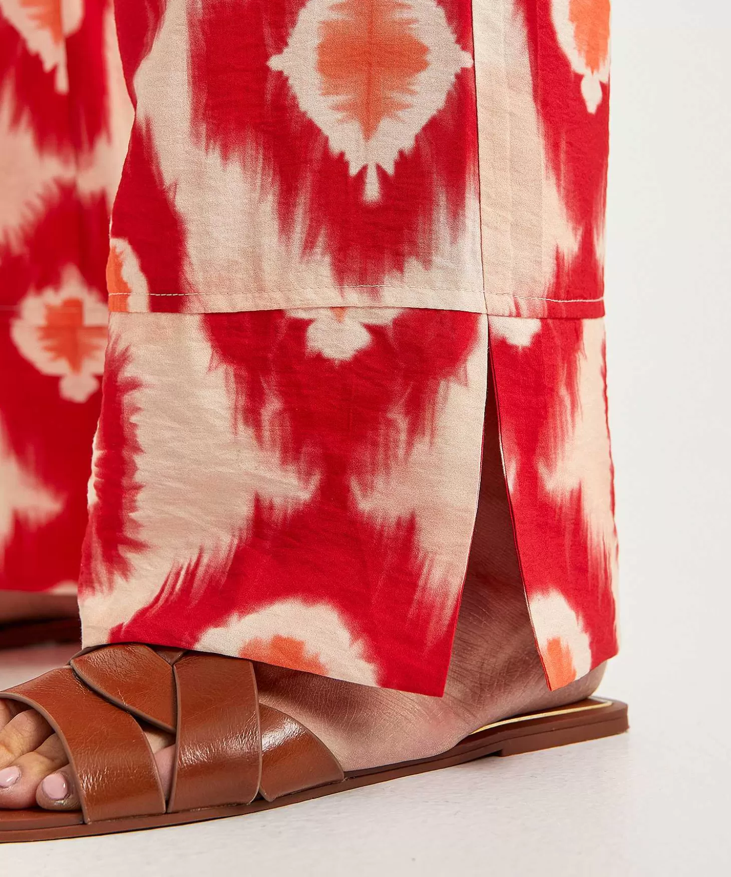 kyra_wide_leg_broek_tiedye_dot_natalie_2.webp KYRA Wide Leg Broek Tie-Dye Dot Natalie Store