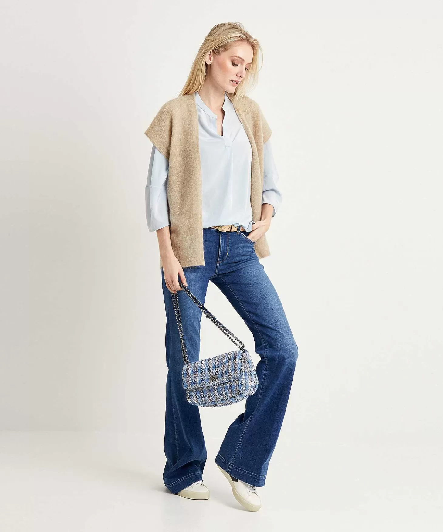 liu_jo_flared_jeans_authentic_beat_4.webp LIU JO Flared Jeans Authentic Beat Sale