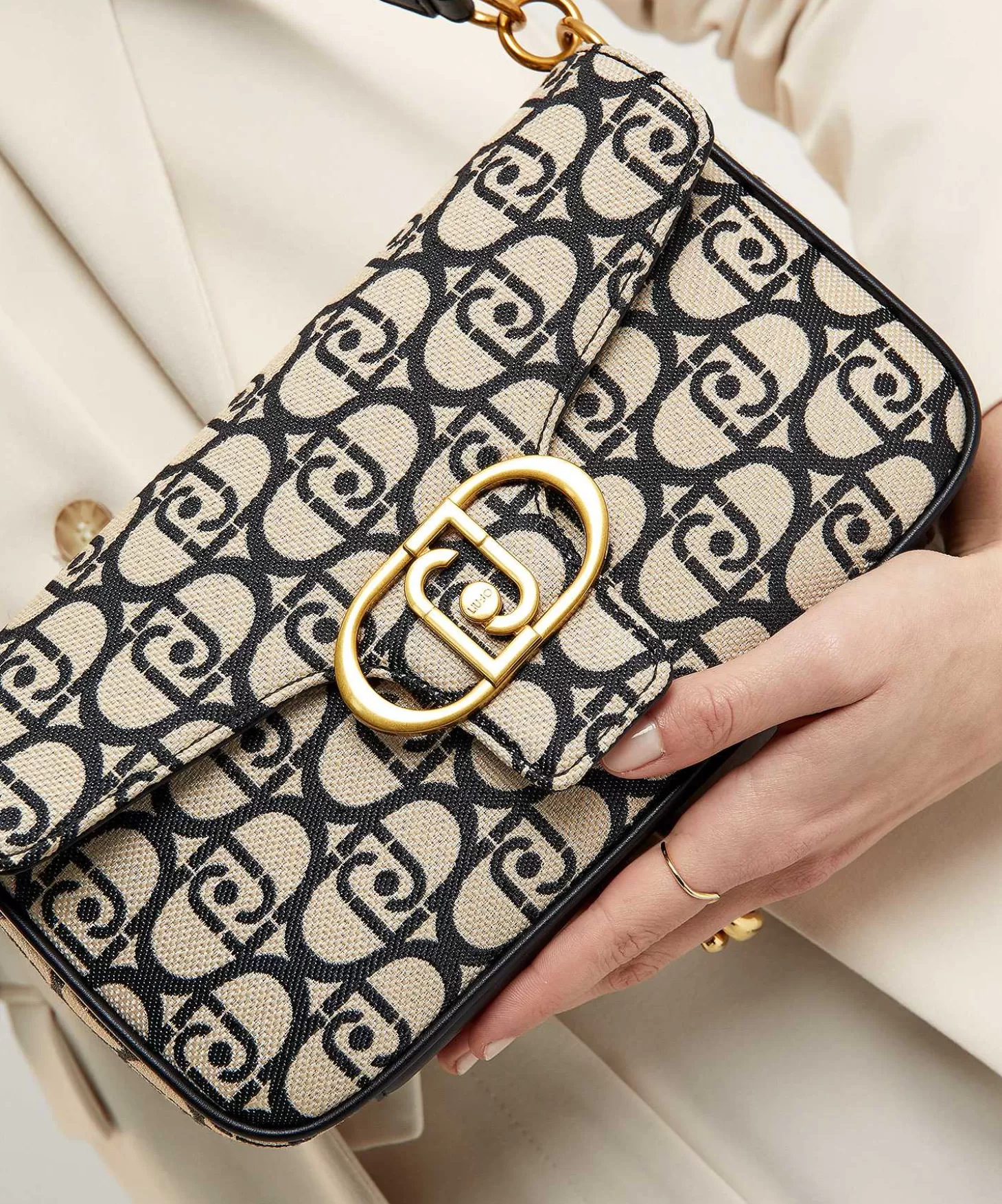 liu_jo_handtas_logoprint_2.webp LIU JO Handtas Logoprint Shop