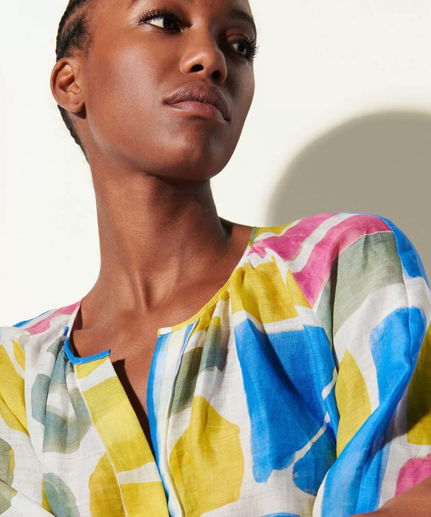 luisa_cerano_blouse_ramie_grafische_print_2.webp Luisa Cerano Blouse Ramie Grafische Print New