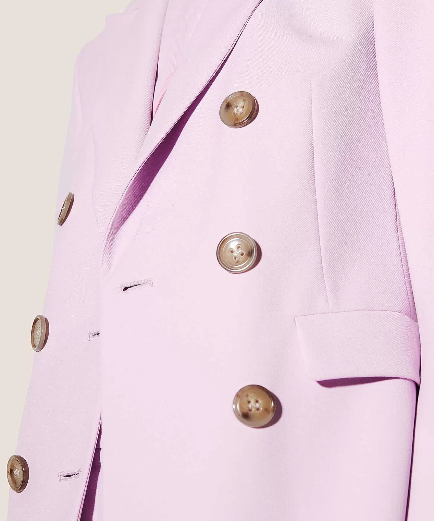 luisa_cerano_doublebreasted_blazer_2.webp Luisa Cerano Double-Breasted Blazer New