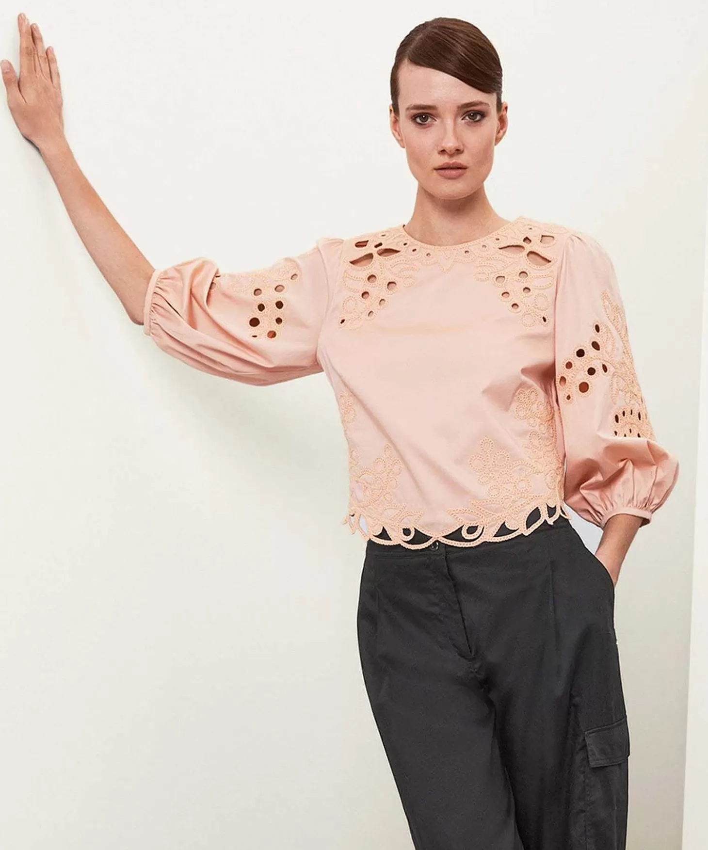marc_cain_blouse_borduursel_1.webp Marc Cain Collections Marc Cain Blouse Borduursel Sale