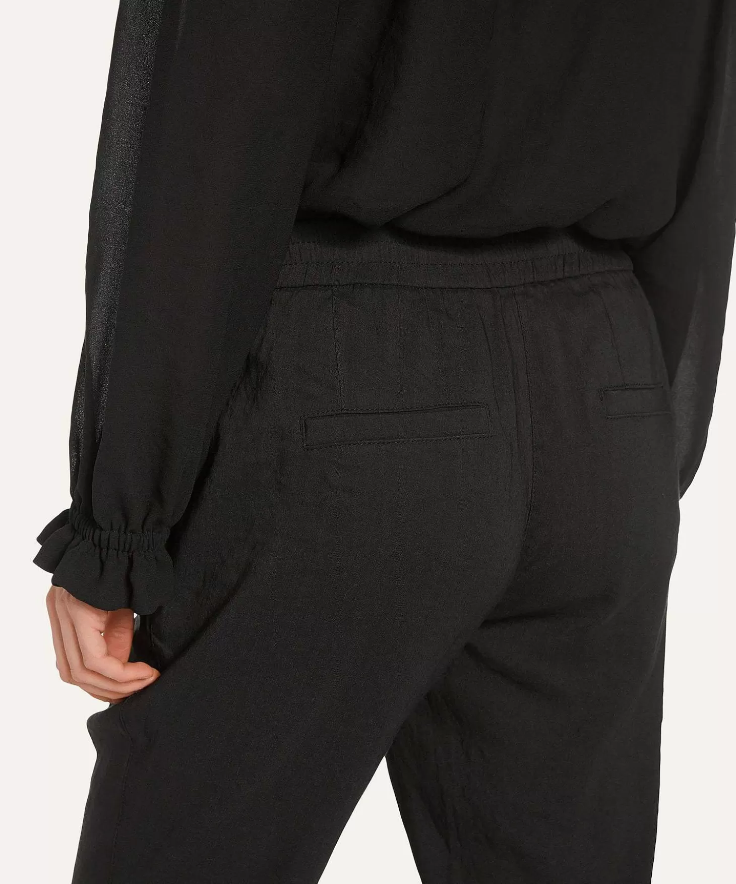 marc_cain_linnenmix_broek_roanne_2-1.webp Marc Cain Collections Marc Cain Linnenmix Broek Roanne Clearance