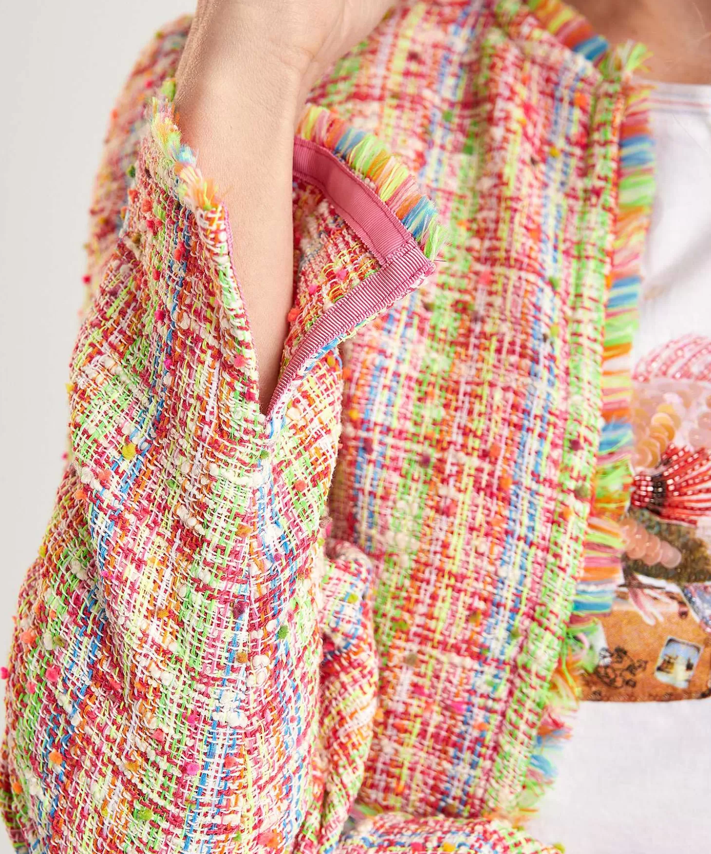 marc_cain_multicolor_boucle_vest_jasje_2.webp Marc Cain Collections Marc Cain Multicolor Boucle Vest Jasje Fashion