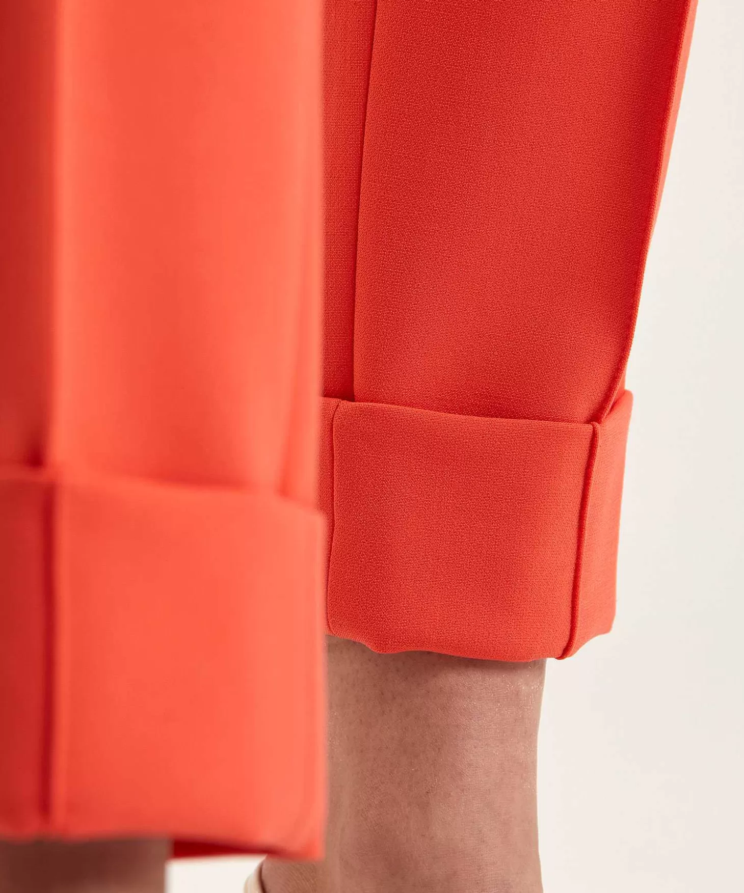 marc_cain_pantalon_met_deelnaad_fordon_2.webp Marc Cain Collections Marc Cain Pantalon Met Deelnaad Fordon Flash Sale