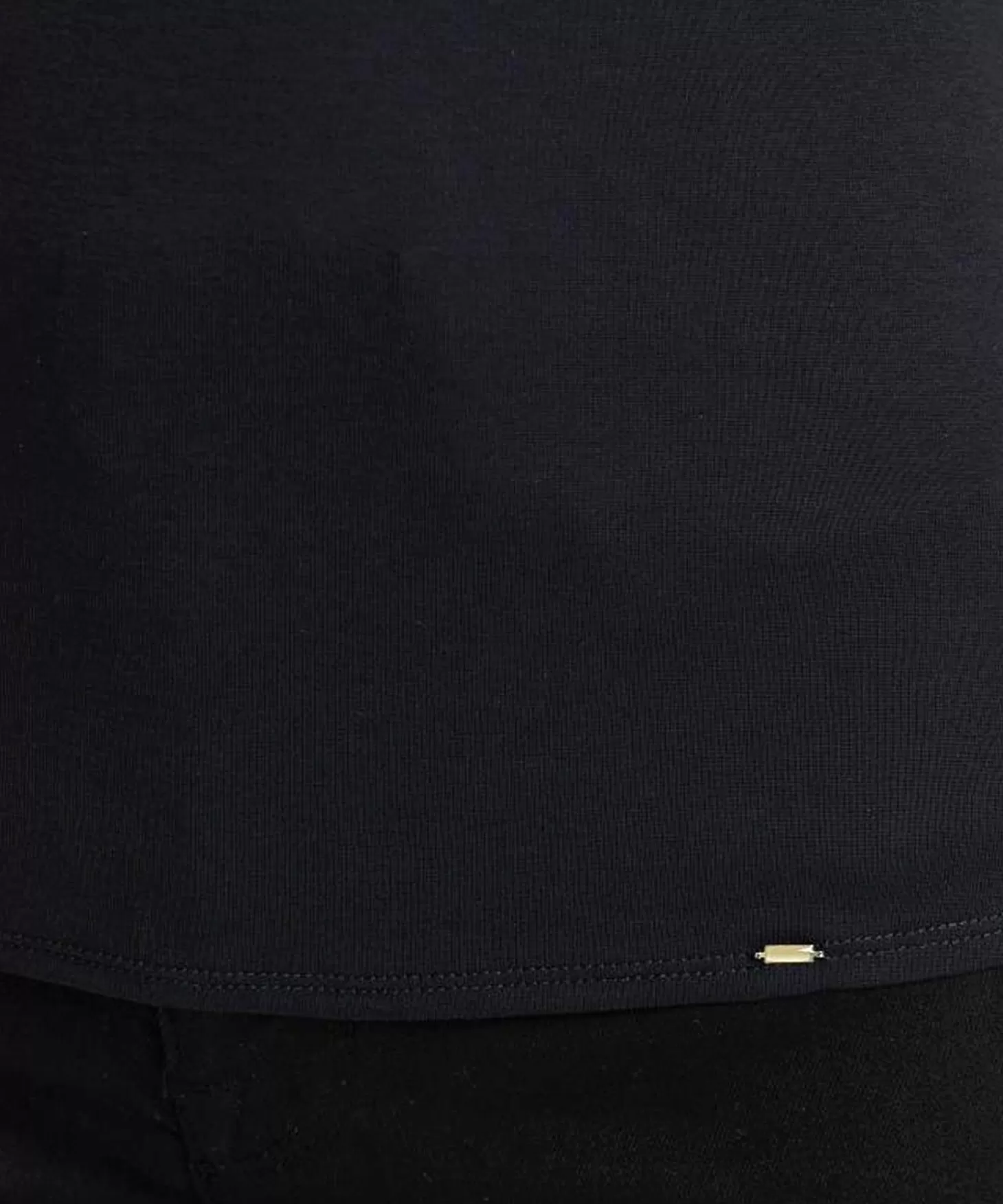 marc_cain_shirt_kapmouwtje_2-2.webp Marc Cain Essentials Marc Cain Shirt Kapmouwtje Outlet