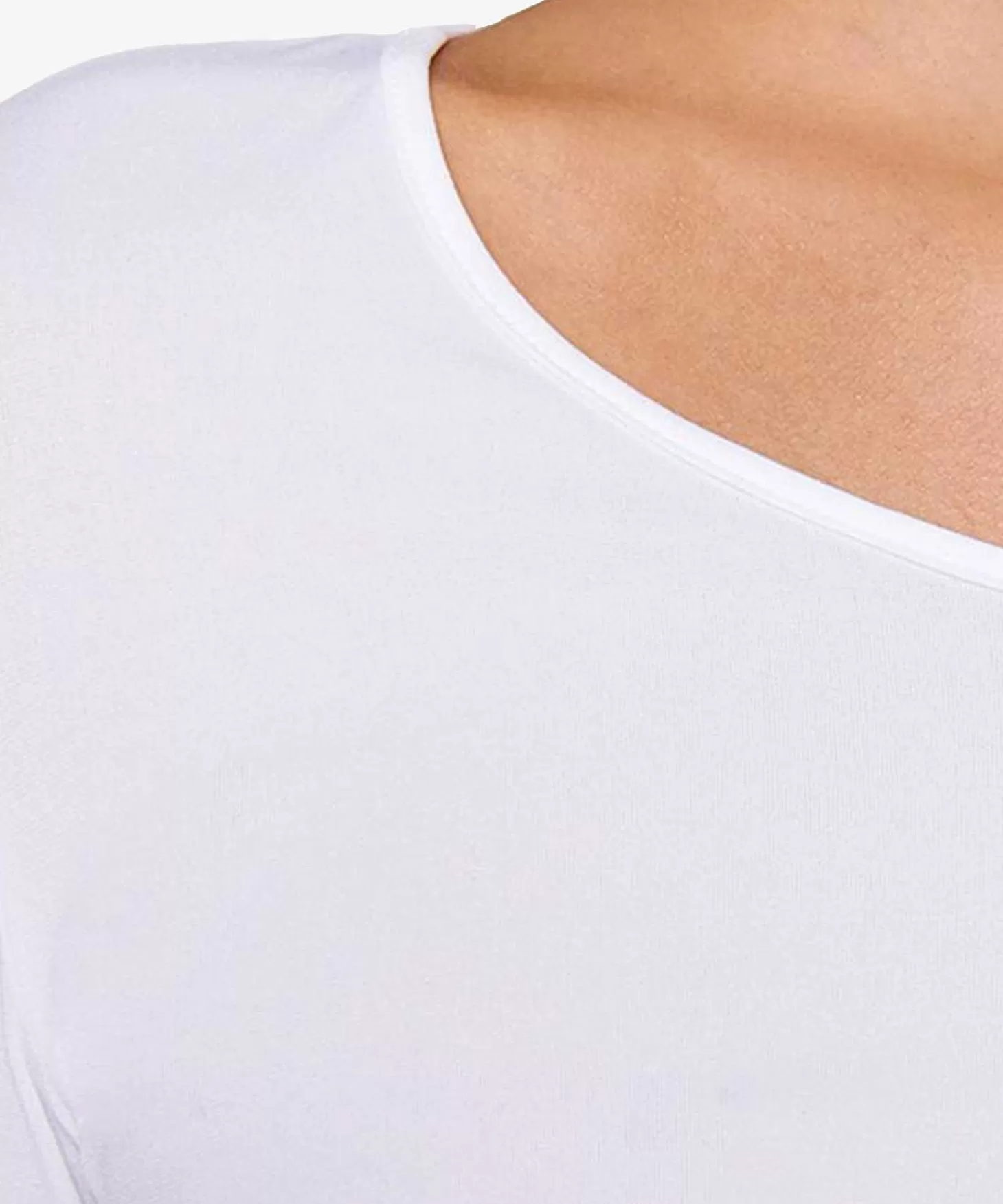 marc_cain_shirt_lange_mouwen_2-1.webp Marc Cain Essentials Marc Cain Shirt Lange Mouwen Shop