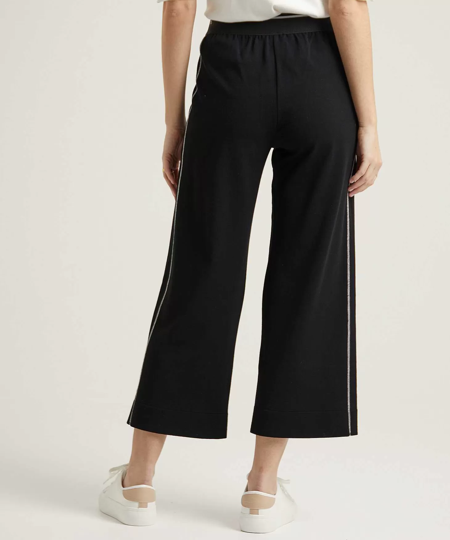 marc_cain_sports_cropped_broek_jersey_3.webp Marc Cain Sports Cropped Broek Jersey Fashion