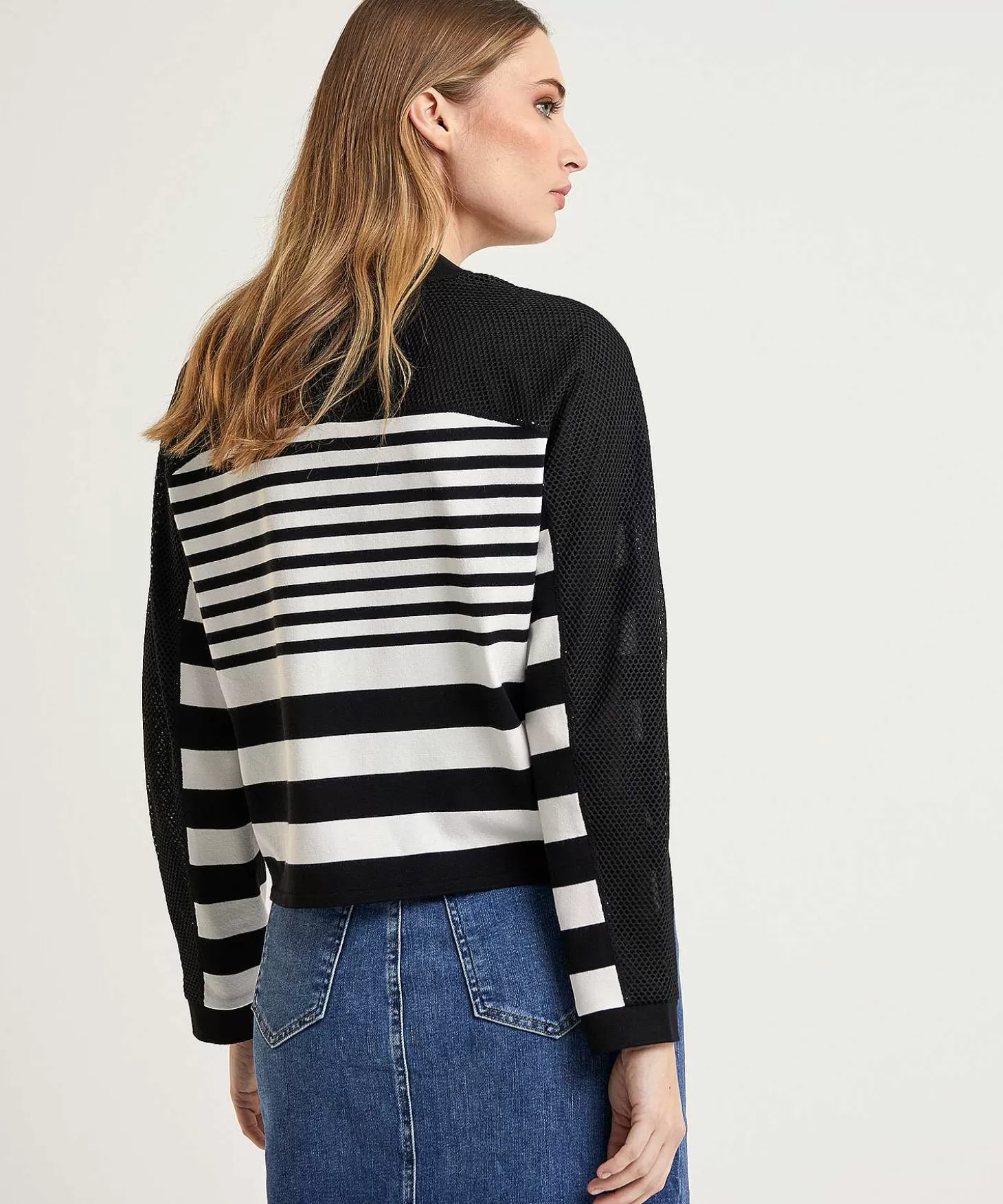 marc_cain_sports_oversized_vest_strepen_3.webp Marc Cain Sports Oversized Vest Strepen Cheap