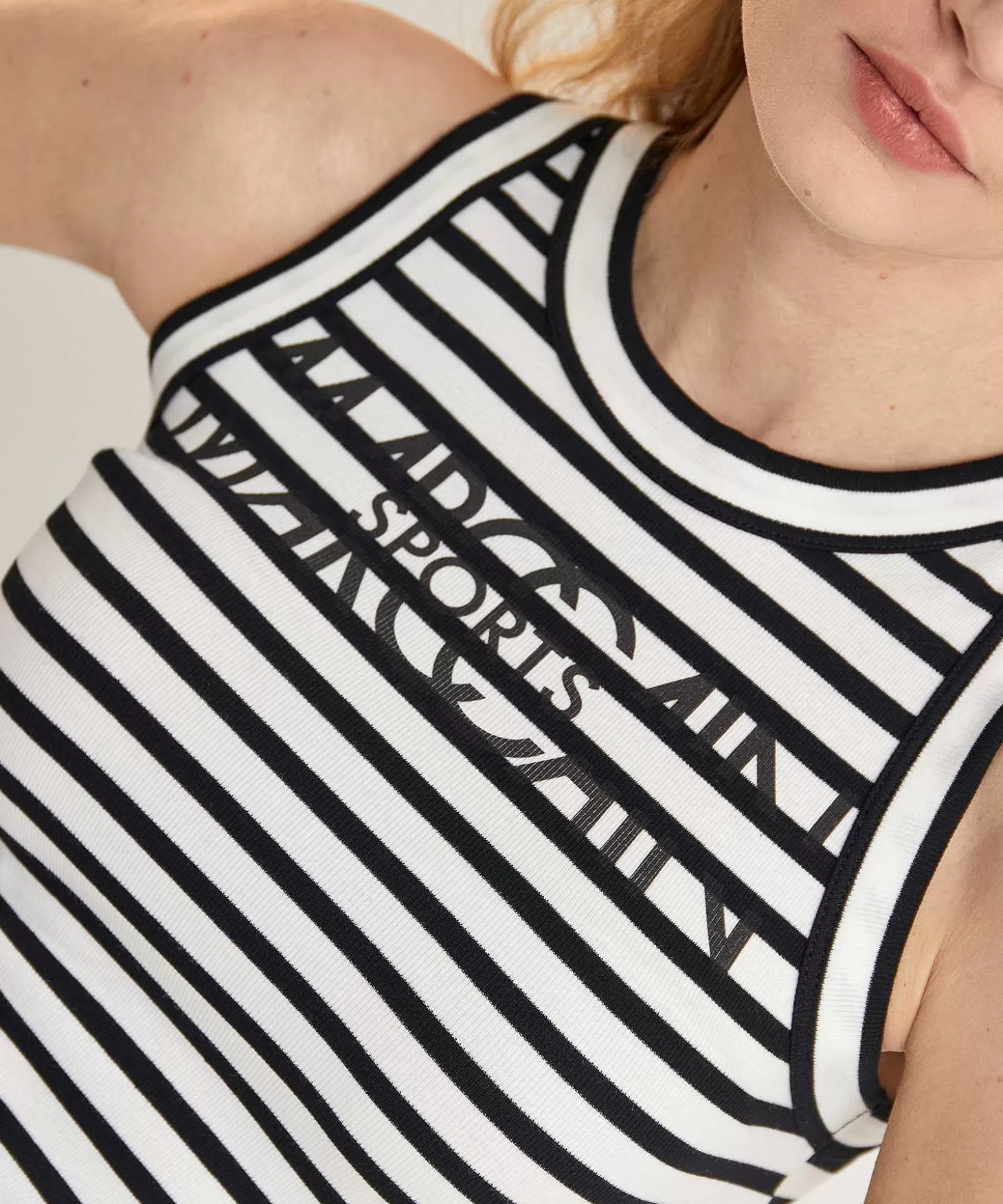 marc_cain_sports_singlet_strepen_2.webp Marc Cain Sports Singlet Strepen Cheap