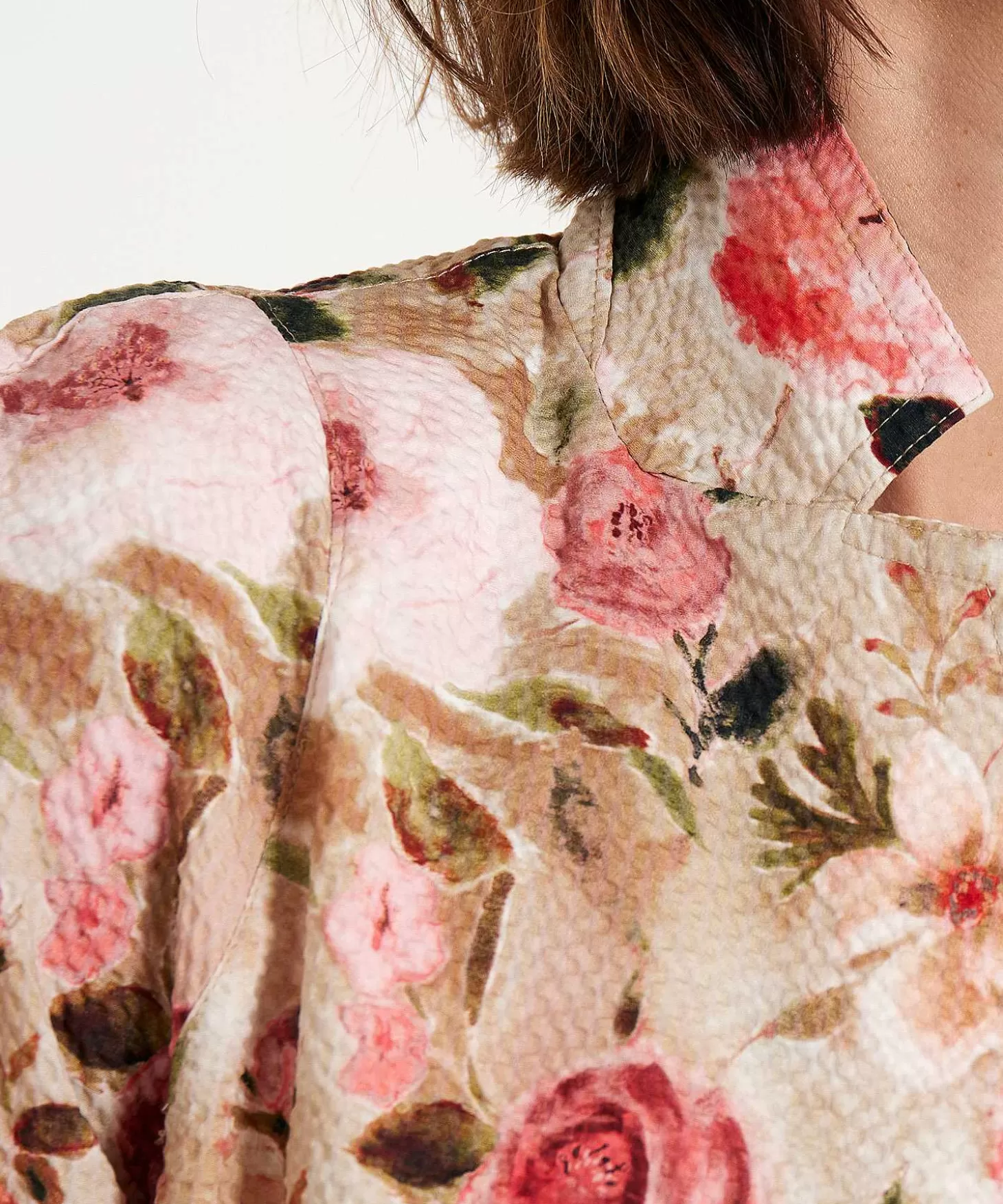 ml_collections_blazer_seersucker_rozenprint_2.webp ML Collections Blazer Seersucker Rozenprint Clearance