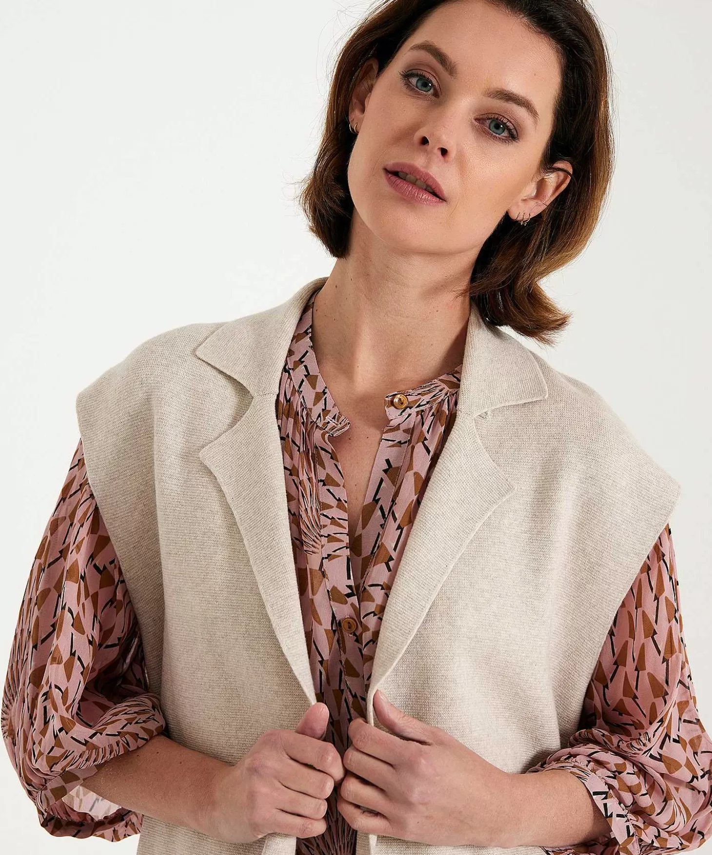 oui_mouwloos_vest_puntaknit_2.webp OUI Mouwloos Vest Puntaknit Cheap