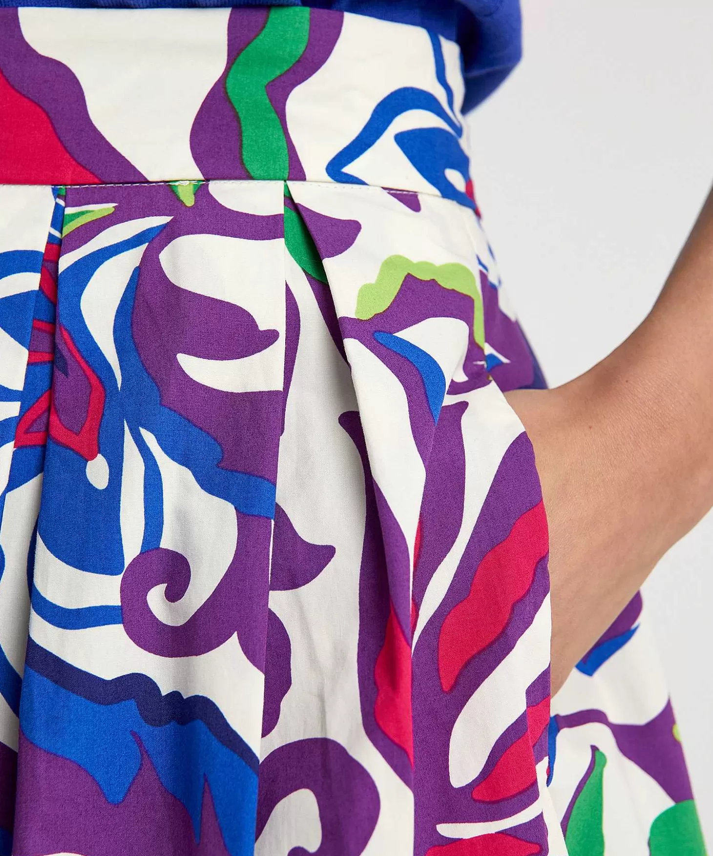 oui_poplin_plooirok_big_flower_2.webp OUI Poplin Plooirok Big Flower Clearance