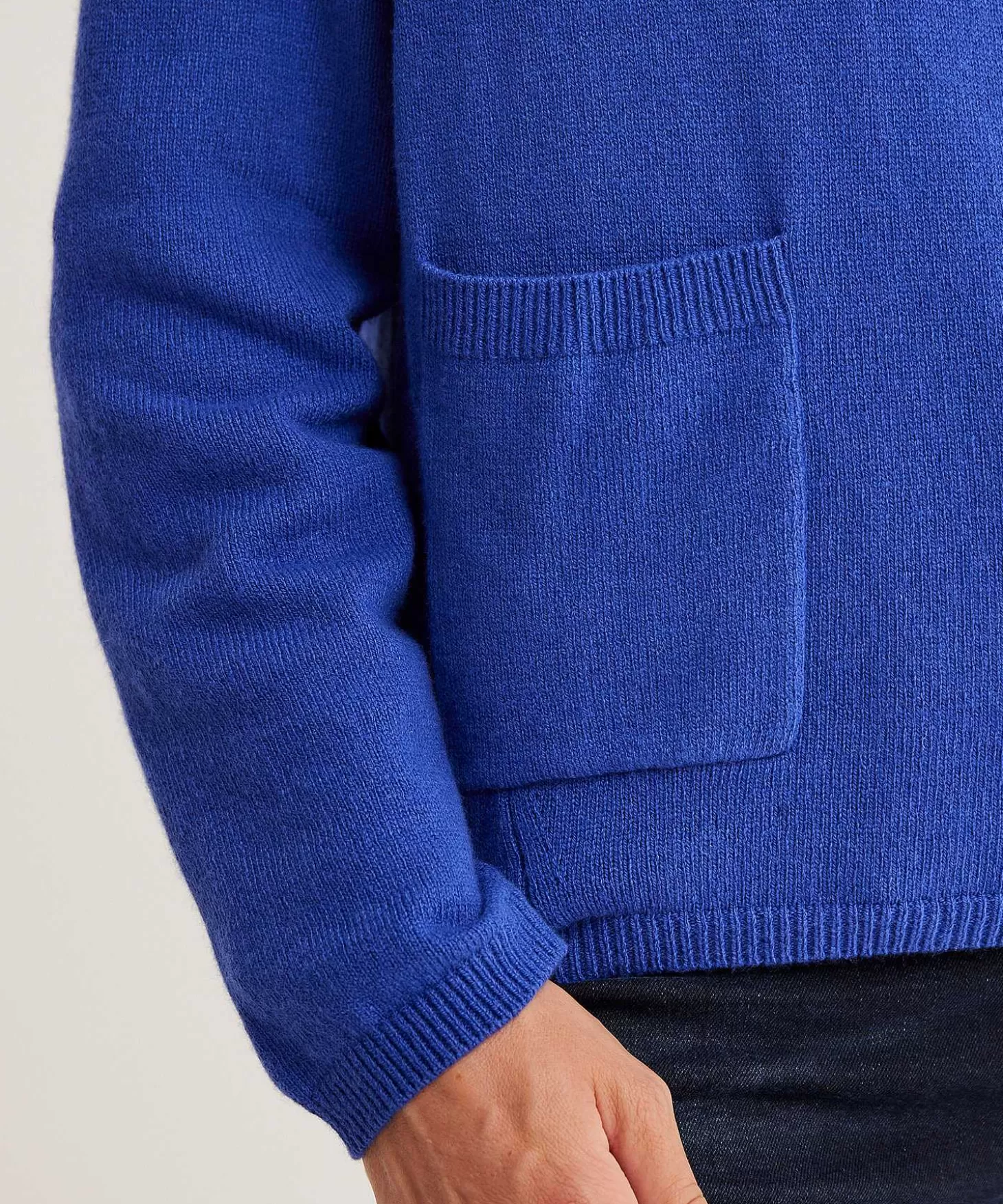 oui_trui_met_zakjes_2.webp OUI Trui Met Zakjes Sale