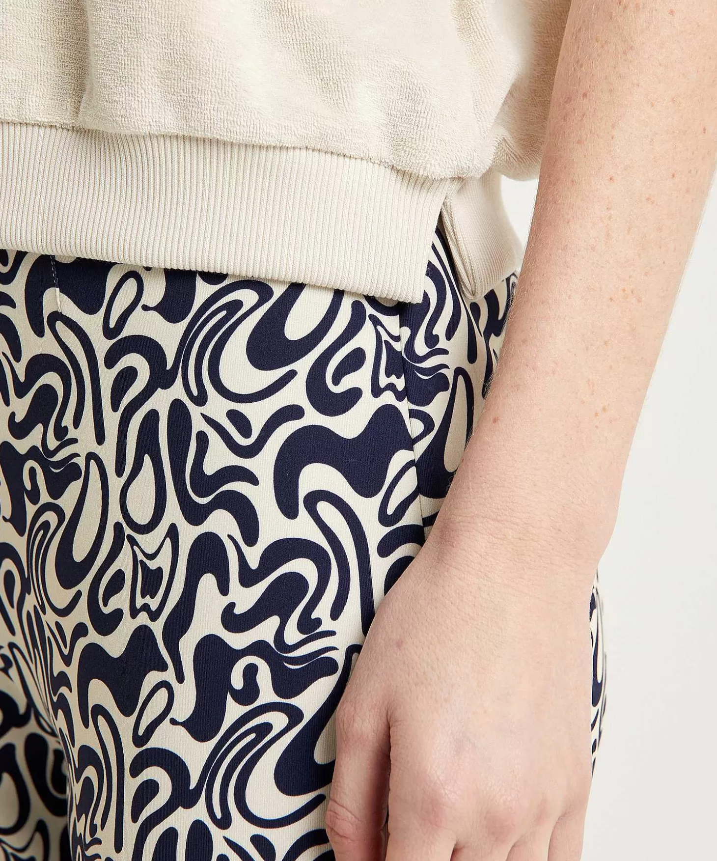 raffaello_rossi_scuba_tregging_met_print_penny_2.webp Raffaello Rossi Scuba Tregging Met Print Penny Cheap