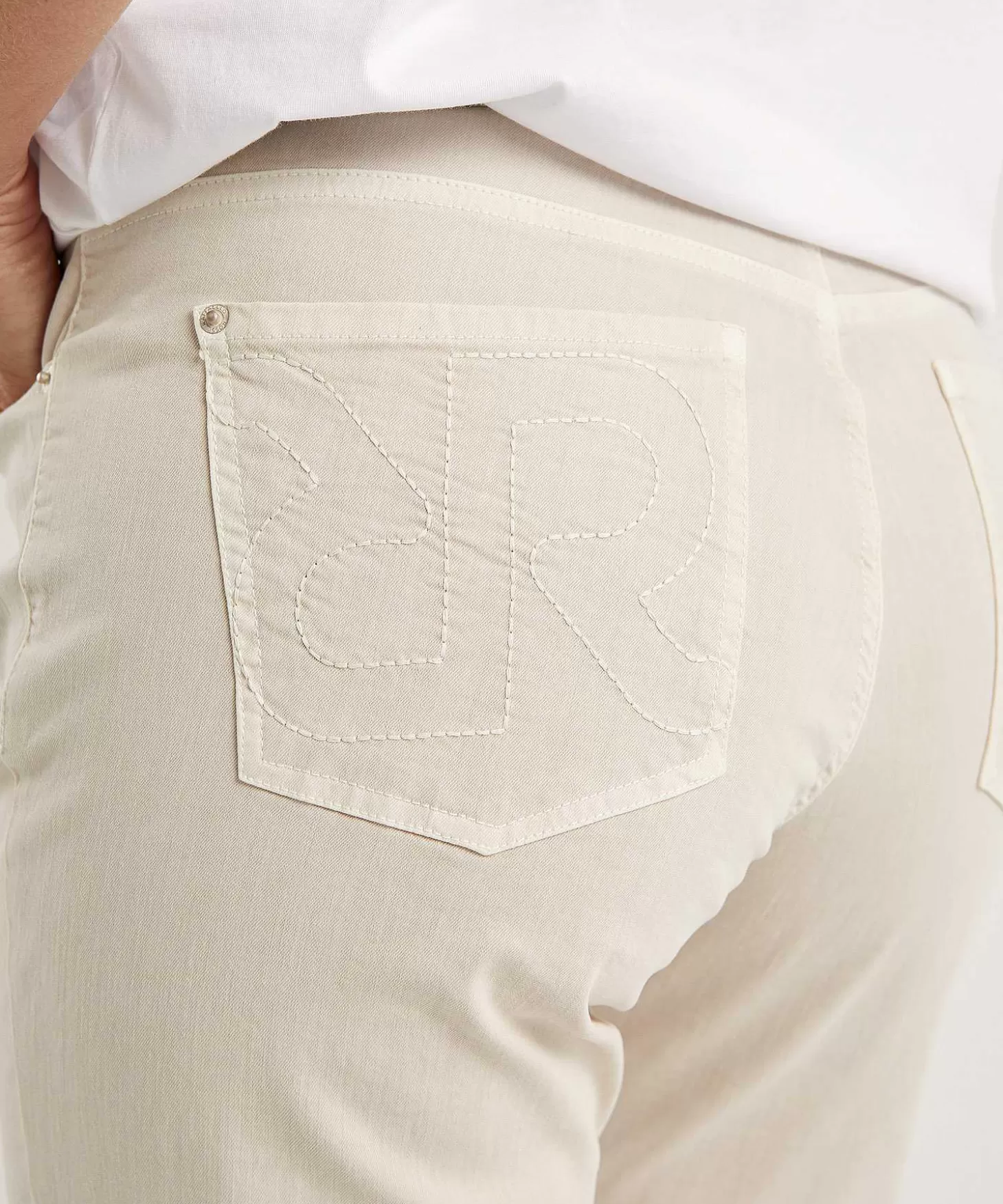 raffaello_rossi_slim_fit_jeans_cara_2.webp Raffaello Rossi Slim Fit Jeans Cara Shop