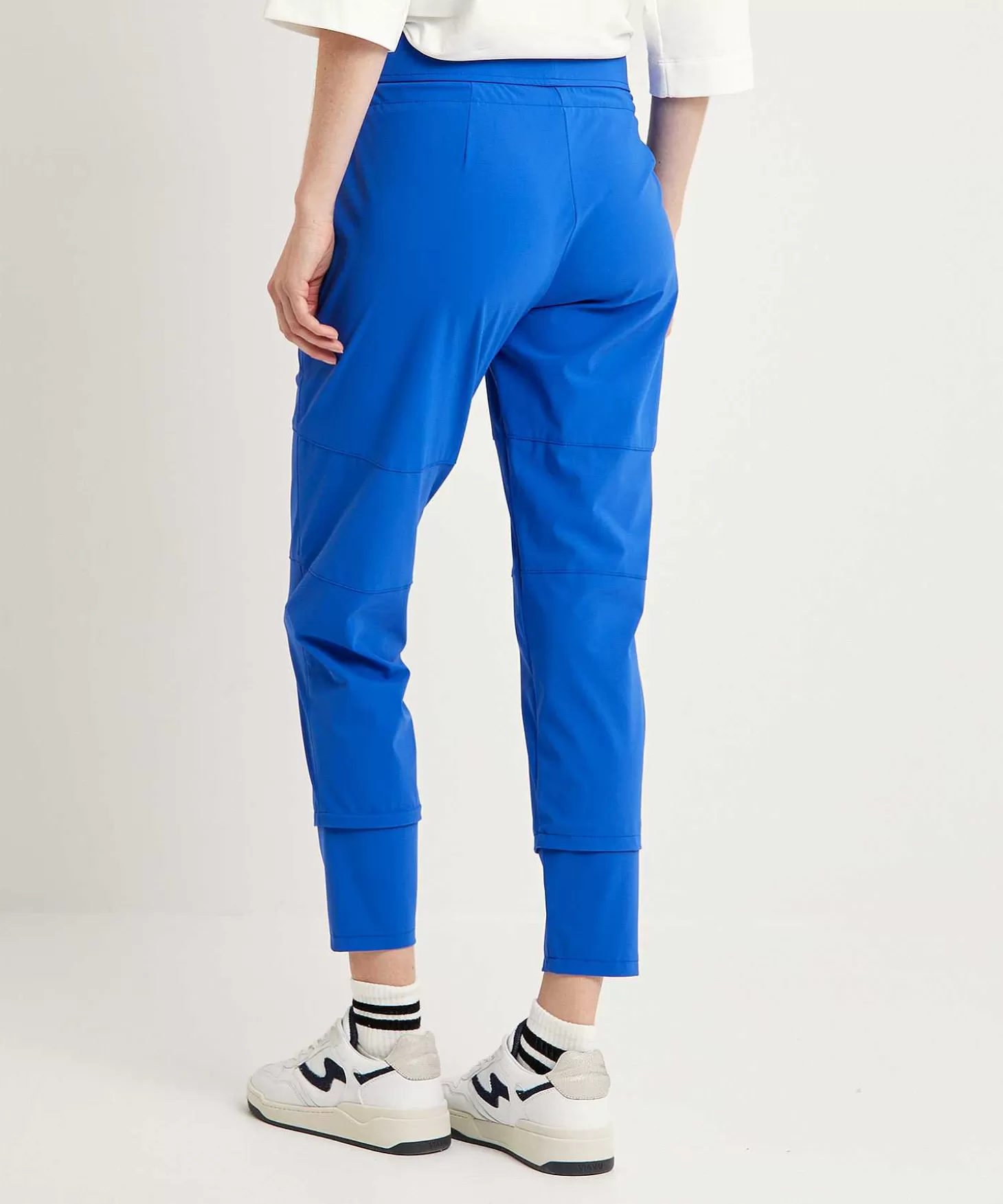 raffaello_rossi_slim_fit_travelstof_broek_candy_3-1.webp Raffaello Rossi Slim Fit Travelstof Broek Candy Cheap