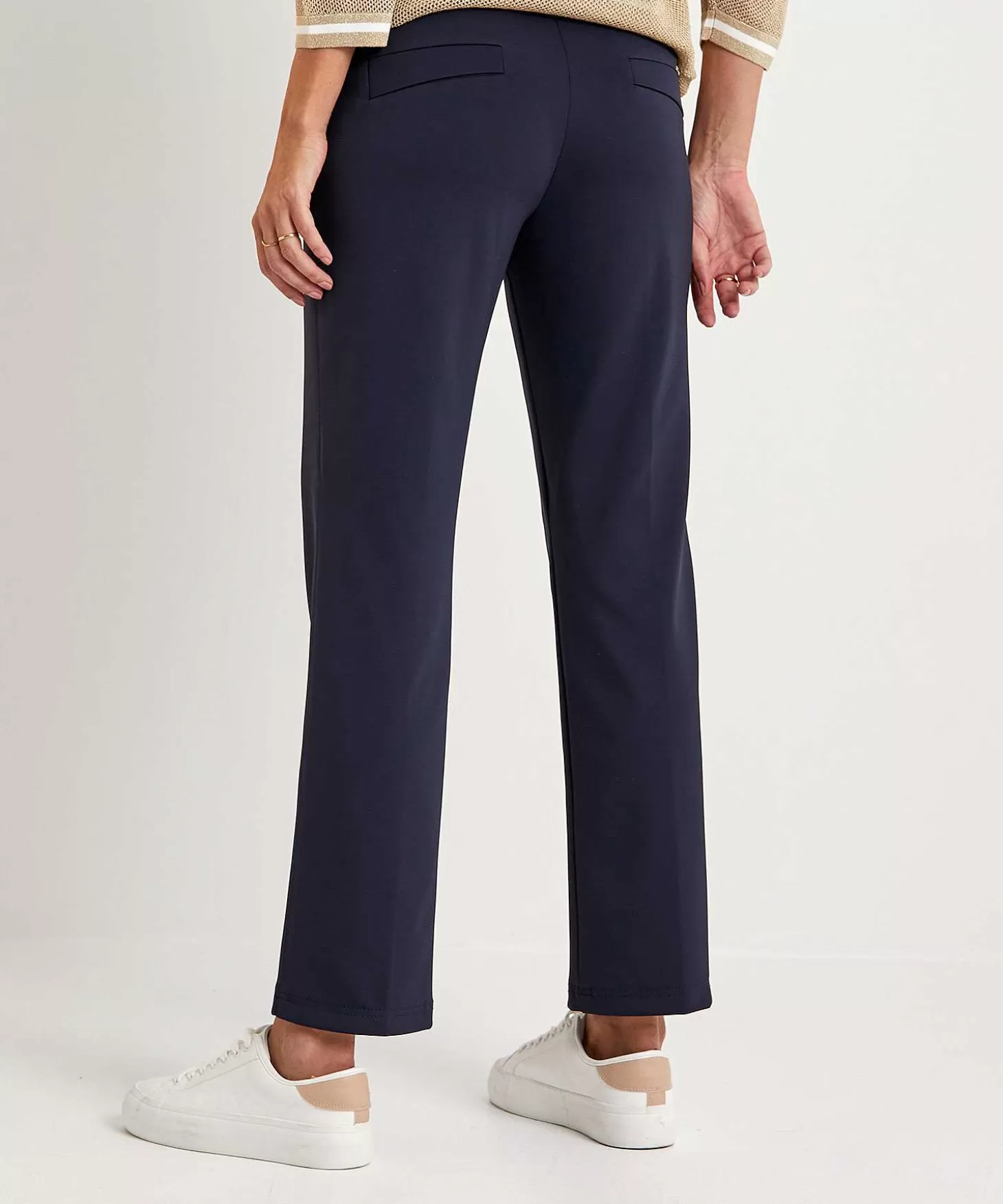 rosner_scuba_jogger_may_3.webp Rosner Scuba Jogger May Shop