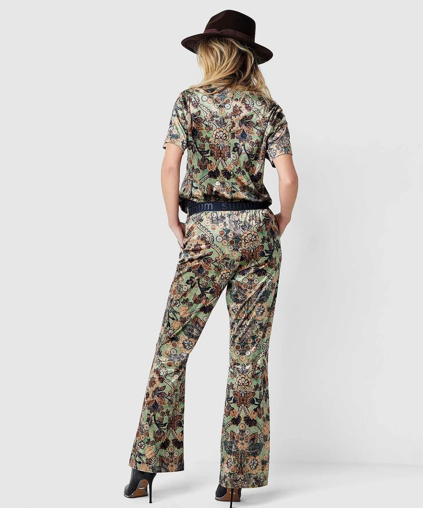 summum_flared_broek_velvet_flower_3.webp Summum Flared Broek Velvet Flower Best